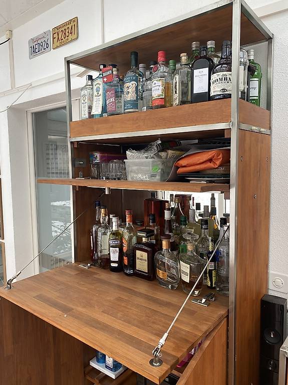 Vintage Bar Getränkebar Möbel Schrank Kommode in Bern