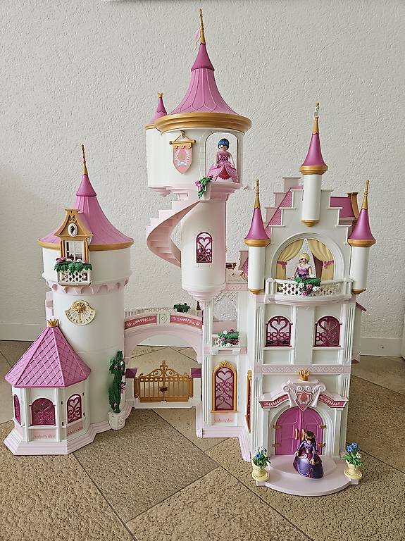 PLAYMOBIL® Princess - Grosses Prinzessinnenschloss im Kanton Bern