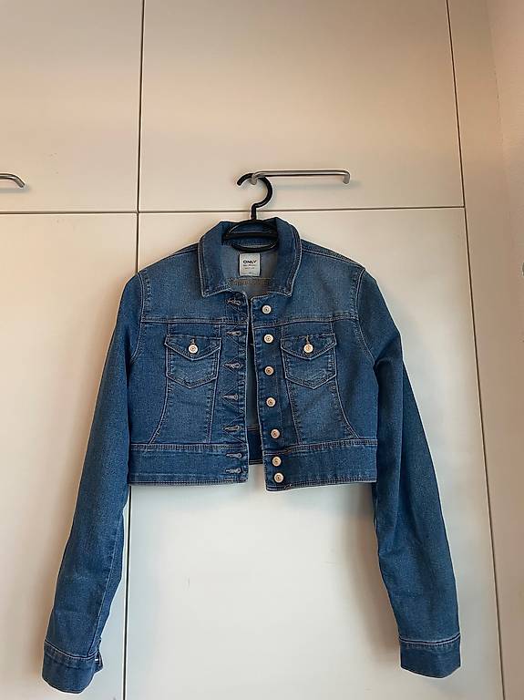 Jeansjacke Kurz Tailliert Jeansjacke, Kurz, Grösse 34 Im Kanton