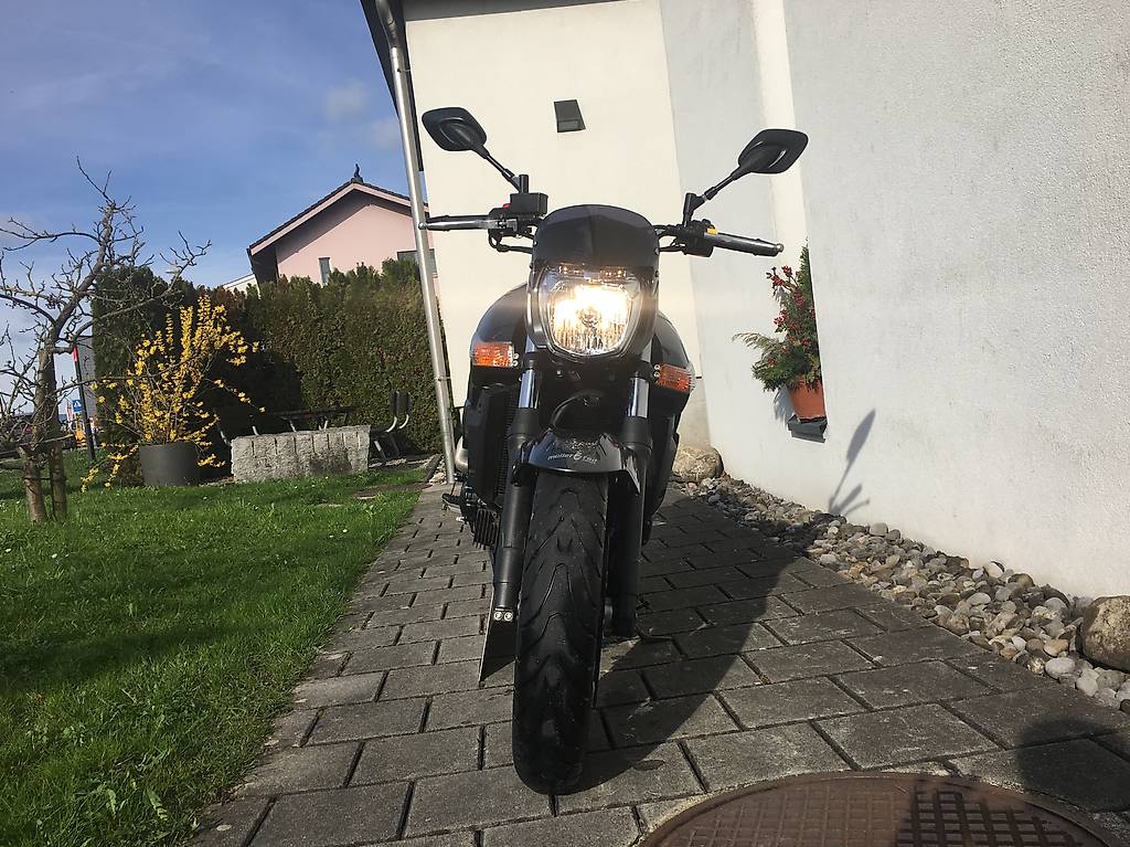 SUZUKI GSR 600 Im Kanton Luzern Tutti Ch