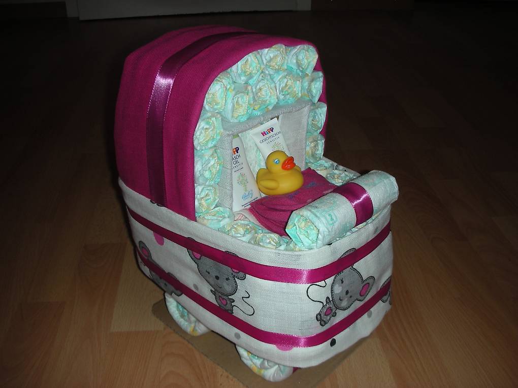 Windeltorte Kinderwagen im Kanton Basel-Landschaft - tutti.ch