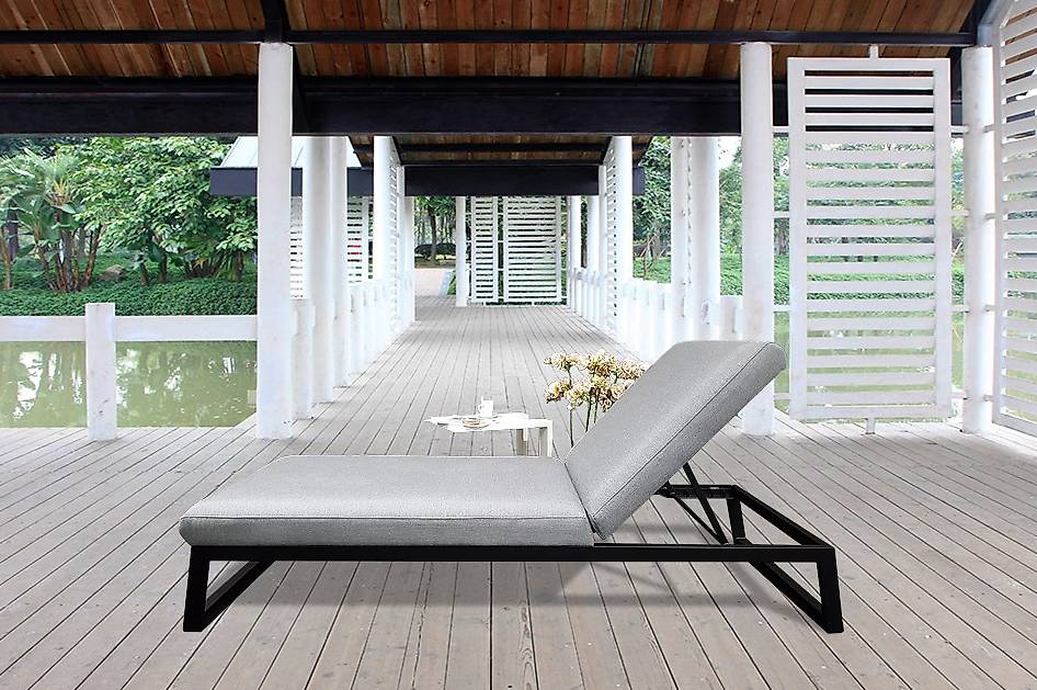 Grosse Liegefläche - Top Outdoor Material - Liegestuhl in St. Gallen