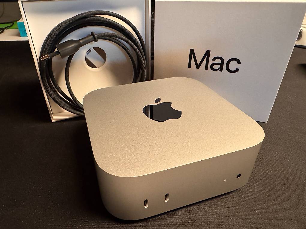 Apple Mac Mini 2024 / 256 GB, 16 GB, M4 10-Core im Kanton Aargau