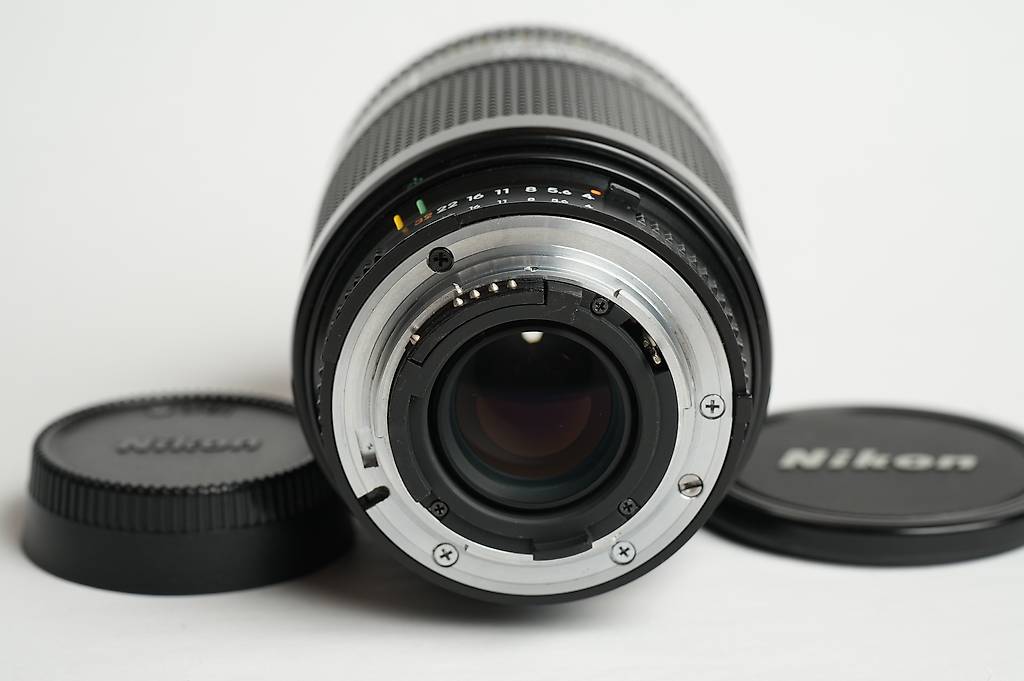 Nikon AF Nikkor 70-210mm f/4-5.6 D im Kanton Zürich - tutti.ch