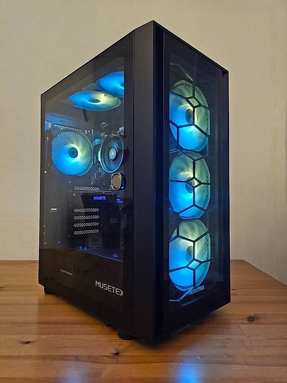 Gaming PC: Ryzen 4.10 GHz, GTX1070 8GB,512GB PCIe,16GB RAM im