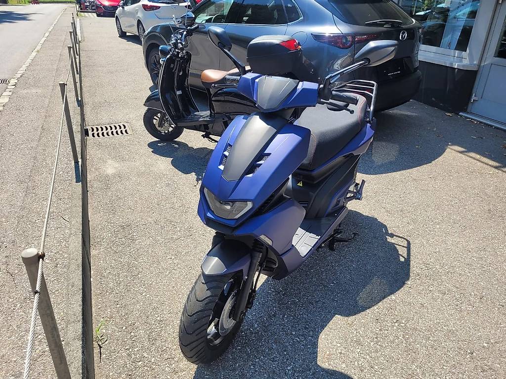 Scooter elettrico Ugbest R3 im Kanton Tessin tutti.ch