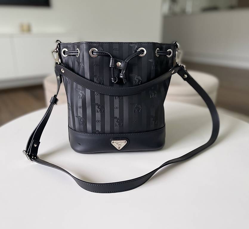 Maison Mollerus Sion Mollerus Beuteltasche Leather Beuteltasche