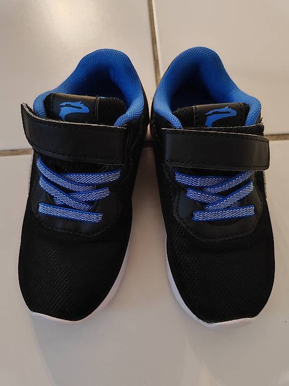 Hallenturnschuhe Grösse 27 im Kanton Aargau