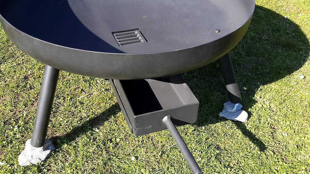 Feuerschale mit Rost und Kurbel in Thurgau kaufen - tutti.ch