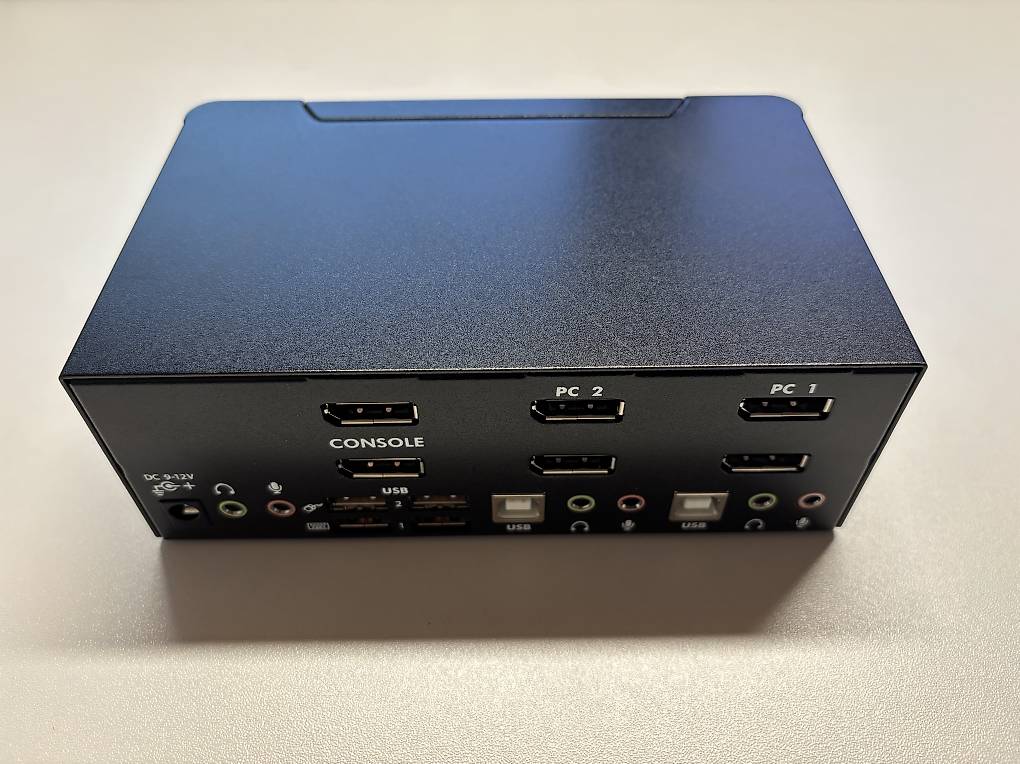 Startech Port Kvm Switch Mit Dual Displayport K Hz Im Kanton Luzern Tutti Ch