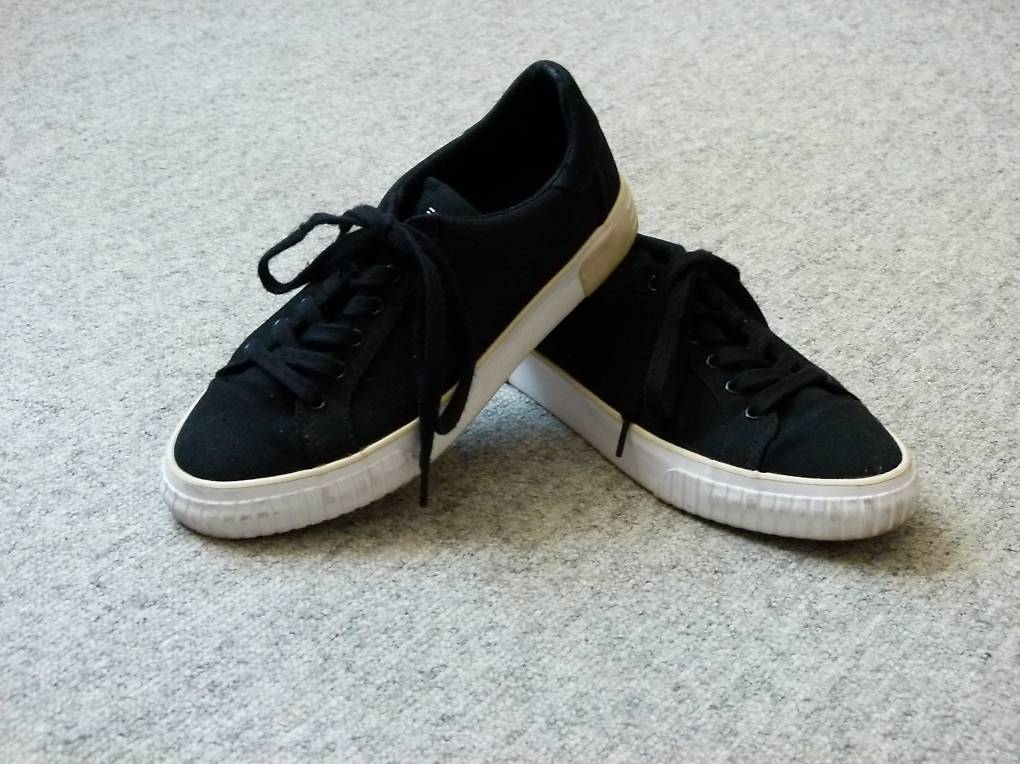 esprit canvas shoes