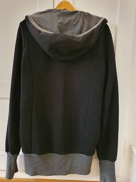 Tragejacke Agnes Tragejacke, Milchshake By Agnes L Im Kanton Bern