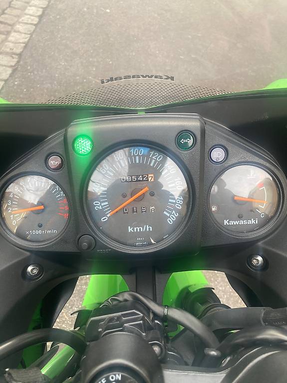 Kawasaki Ninja R Frisch Ab Mfk Cantone San Gallo Tutti Ch