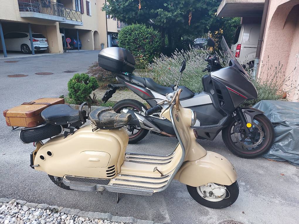 Vendo Lambretta Vespa 125 Vendo 1950 Lambretta Lambretta 125 Vendo