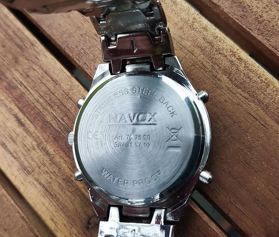 Vintage Uhr: NAVOX im Kanton Bern