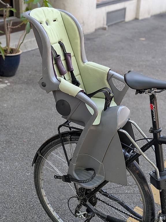 Velo-Kindersitz RMER Jockey mit Halterung im Kanton Zrich - tutti.ch