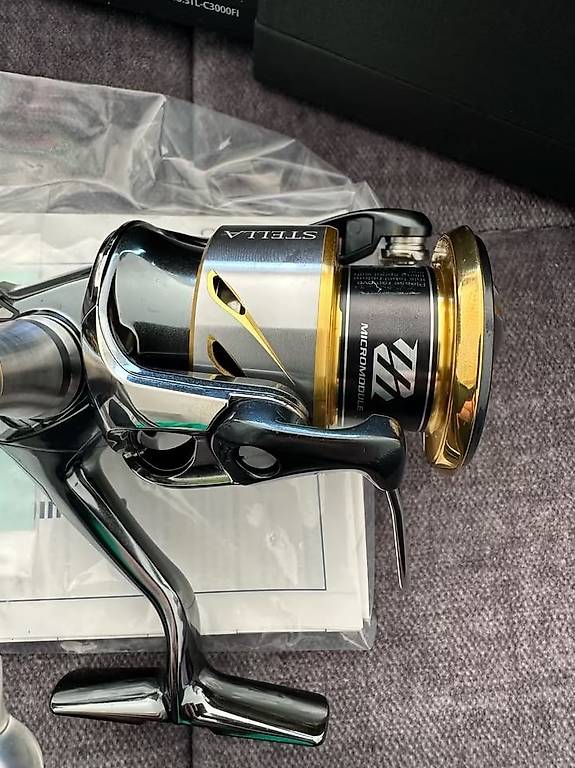 Huus Shimano Stella 3000 FI im Kanton Bern - tutti.ch