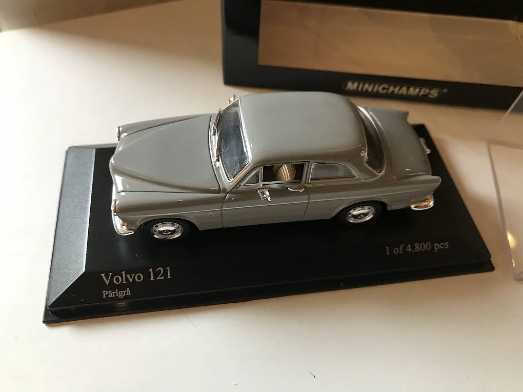 Minichamps - 1:43 - Volvo 121 Amazon (1966) - Édition