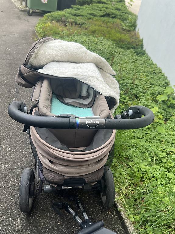 Teutonia Kinderwagen inkl. Trittbrett im Kanton Zrich - tutti.ch