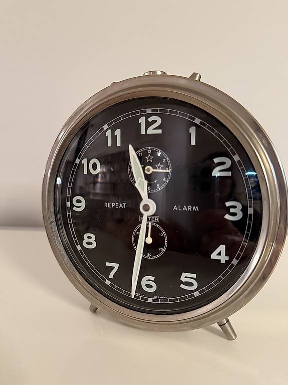 Mechanischer Wecker PETER im Kanton Zürich