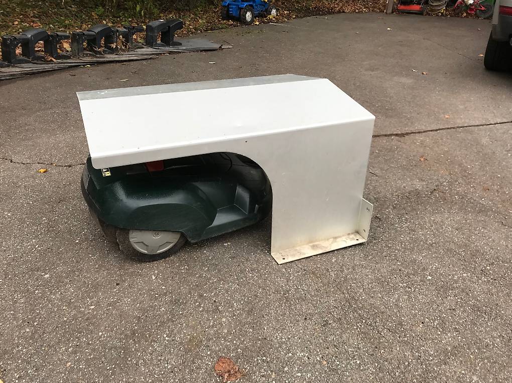 Rasenmäher Garage aus Alu in St. Gallen kaufen - tutti.ch