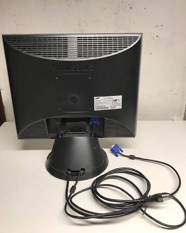 samsung syncmaster 192v