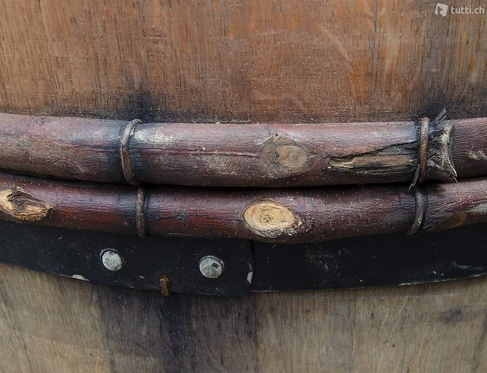 Altes Weinfass Halbiert Aus Eichenholz Bordeaux In Zug Kaufen Beat Stocker Tutti Ch