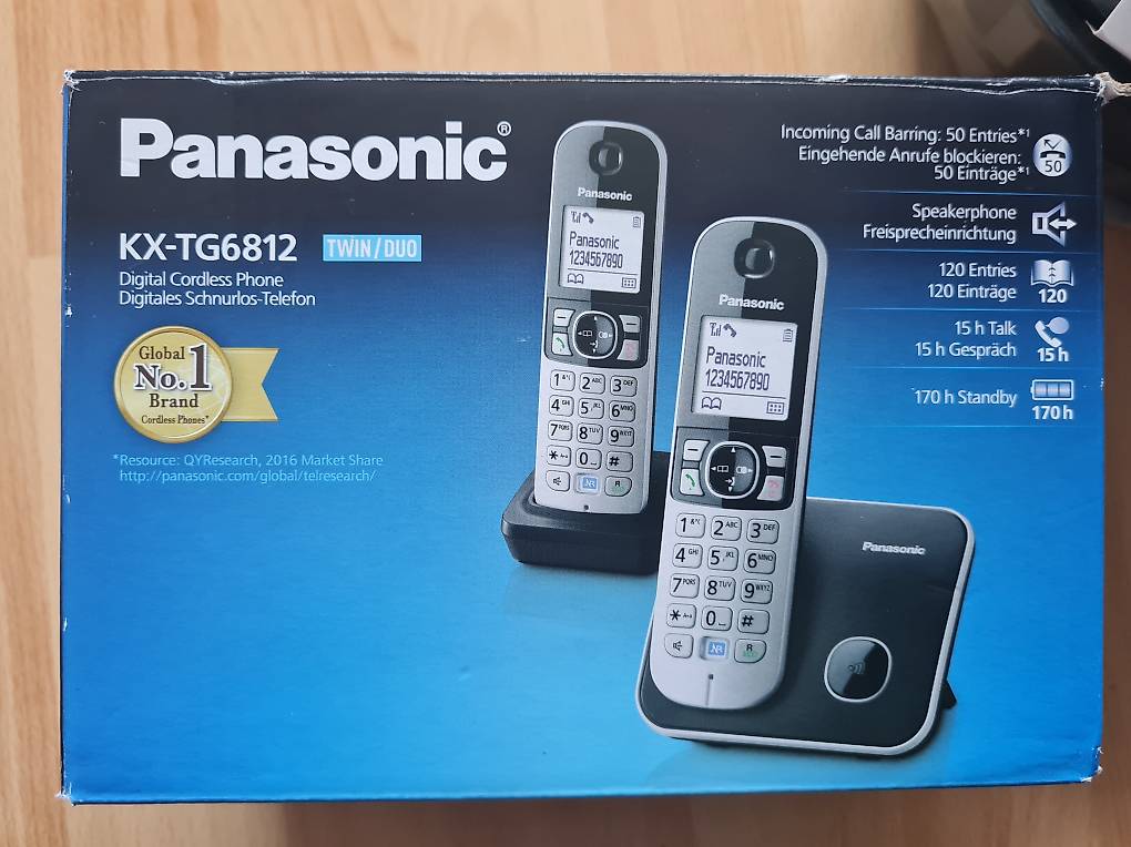 Panasonic KX-TG6812 2 Haustelefone mit grossem Display im Kanton Zürich ...