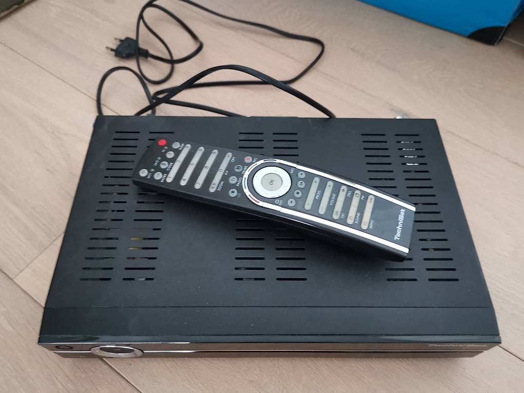 Technisat Digit Hd8+ Hdtv Sat Receiver Test Technisat Digit HD8-C im Kanton Schwyz - tutti.ch