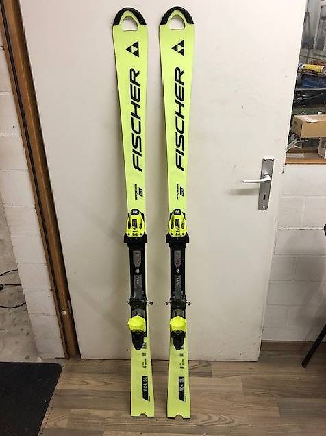 Fischer RC4 Worldcup SL Fis Men M-Plate im Kanton Luzern - tutti.ch