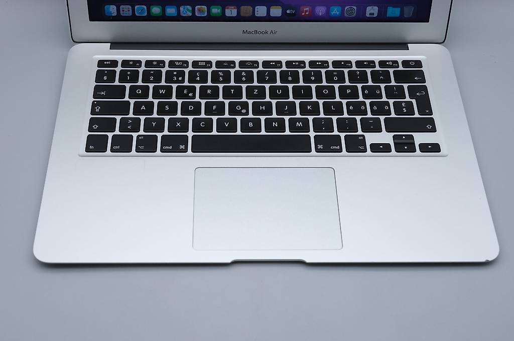 Apple MacBook Air 13