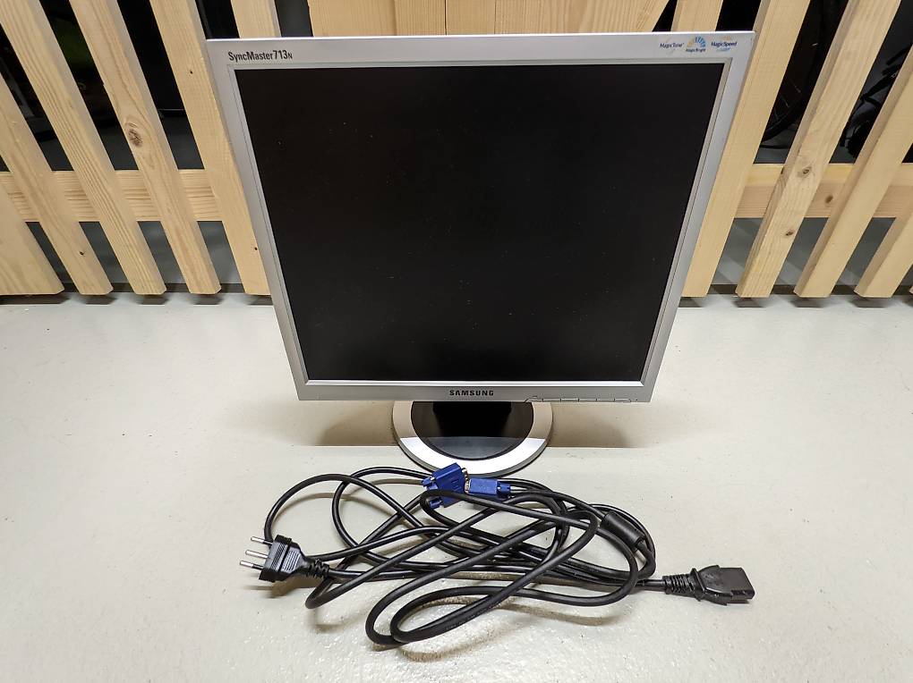 Samsung Syncmaster 713N Bildschirm im Kanton Bern - tutti.ch
