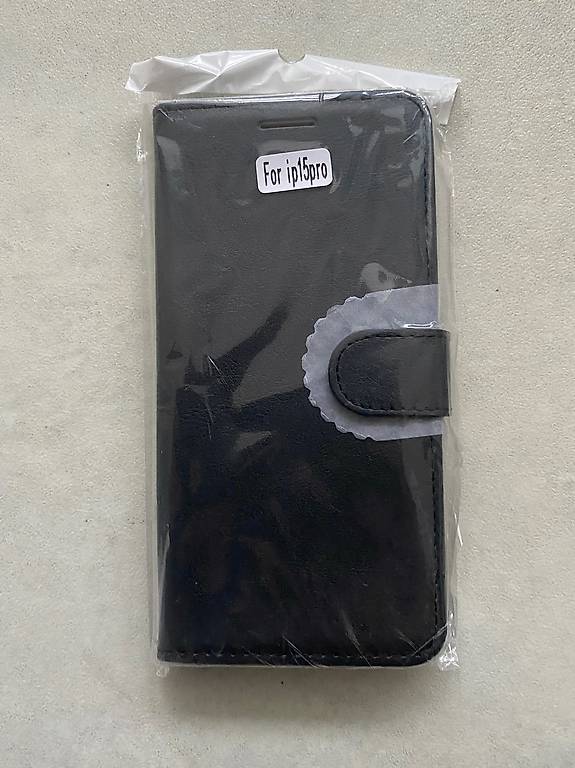 Leder Etui Hülle für Iphone 15 Pro im Kanton Aargau tutti ch