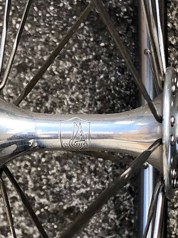 CAMPAGNOLO RETRO FAHRRÄDER Teile Dedra 700c 36H Felgen 6060 Alloy-T6, Made in... EUR 162,68 - DE