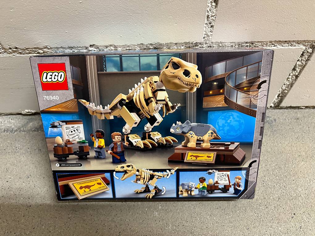 LEGO Jurassic World T Rex Skelett 76940 Neu OVP Im Kanton Luzern