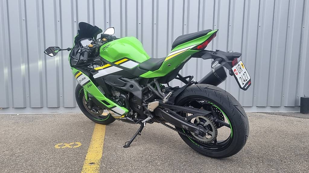 Kawasaki ZX4RR im Kanton Uri - tutti.ch