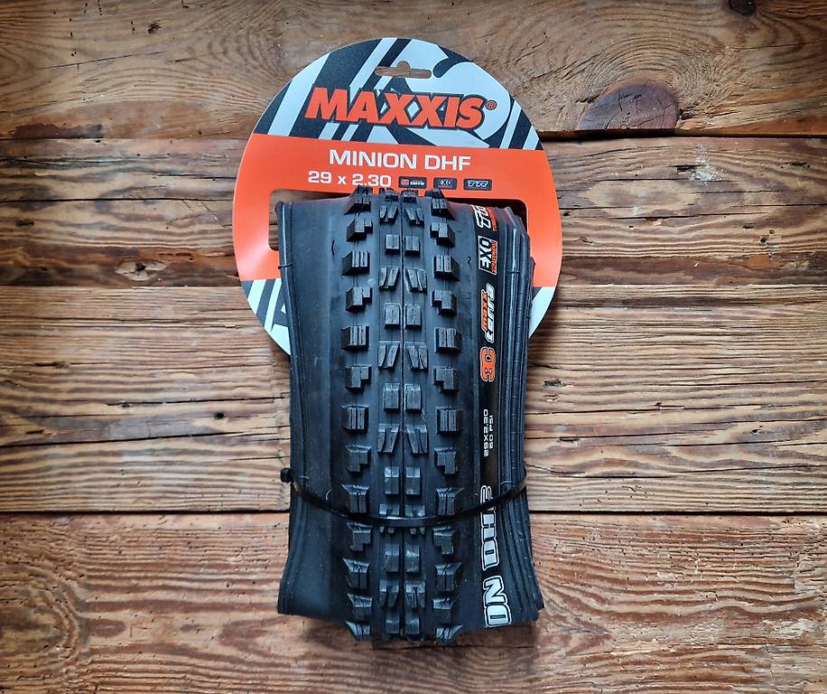 Maxxis Rekon Plus Folding 3c Maxx Terra Exo/tr Tyre - Black, 27.5 x 2.80-Inch Maxxis Rekon Plus Folding 3c Maxx Terra Exo/tr Tyre - Black, 27.5 x 2.80-Inch