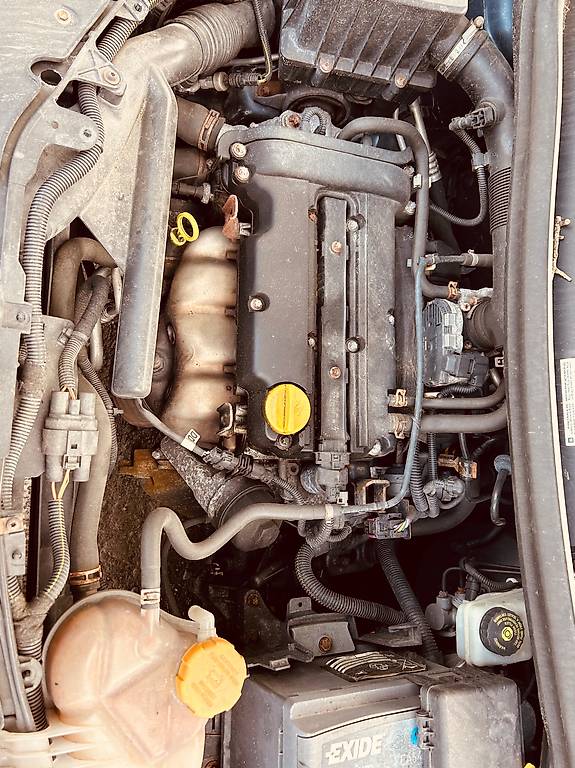Opel Corsa D Teile im Kanton St. Gallen - tutti.ch