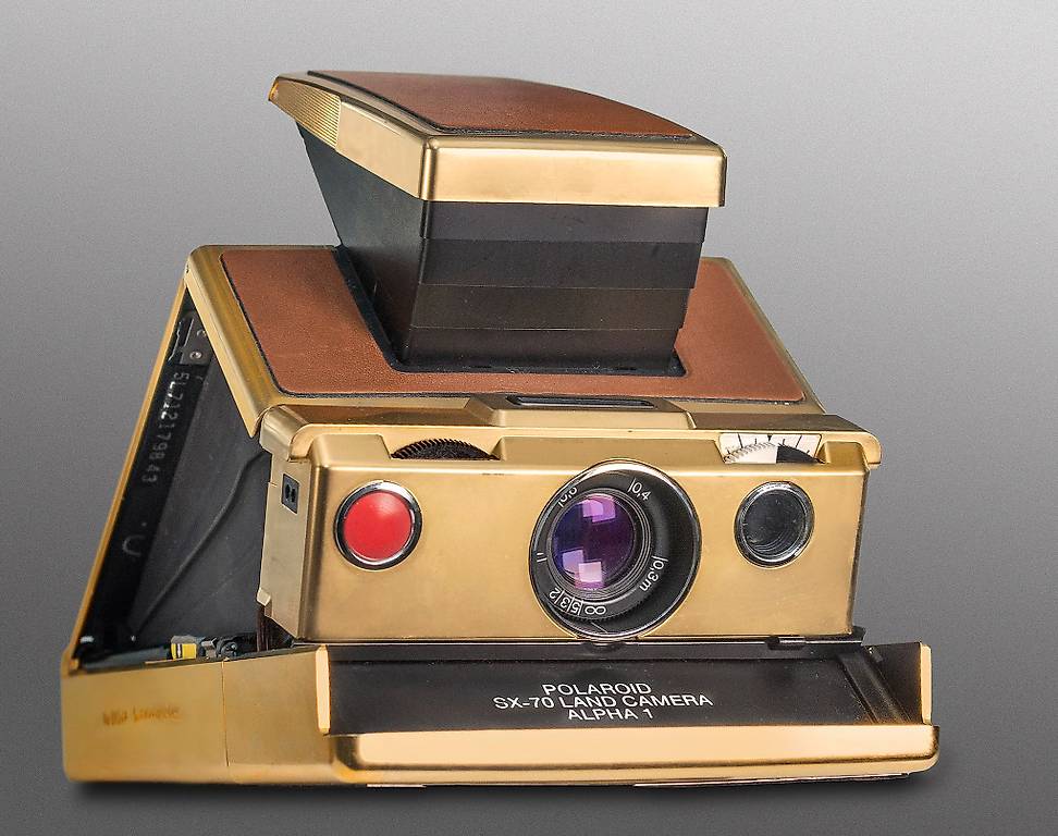 Polaroid SX-70 Alpha 1 Gold Limited Edition Mildred Scheel im