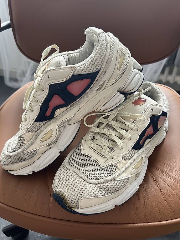 RAF Simons x Adidas Ozweego 2 Chalk White im Kanton Bern tutti.ch