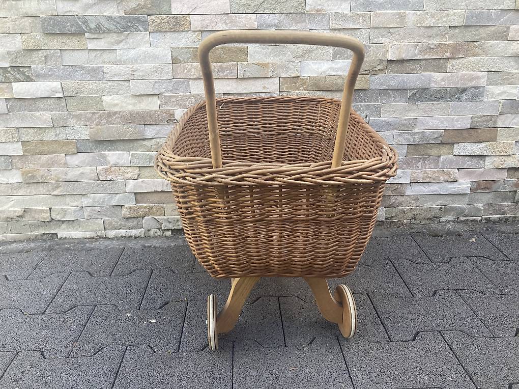 BESTonZON Puppenwagen Spielzeug - Kreativer Kinderwagen Für Puppenhäuser | 19x11x10 Cm | Aus ABS