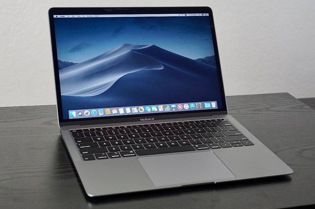 MacBook Air 2019 13-inch 256GB / funktioniert alles im Kanton