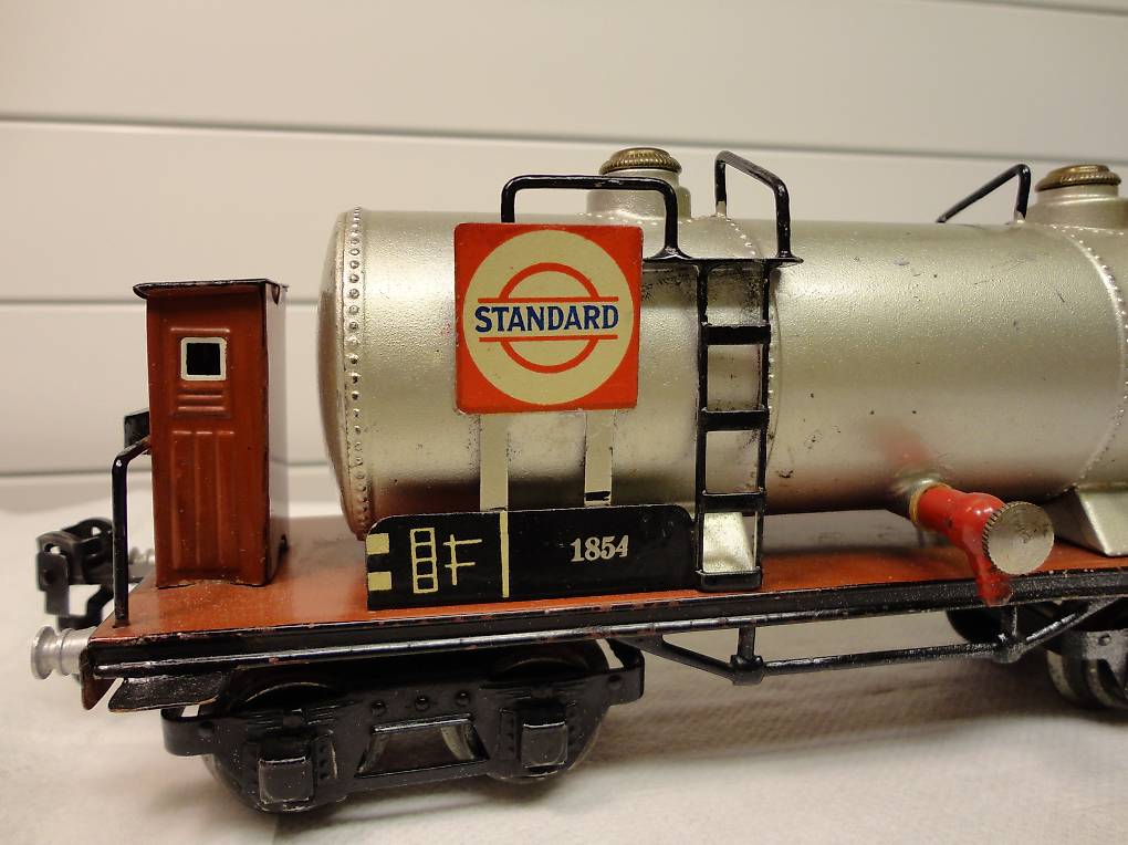 M Rklin Spur Tin Plate Kesselwagen Esso Im Kanton Schwyz Tutti Ch