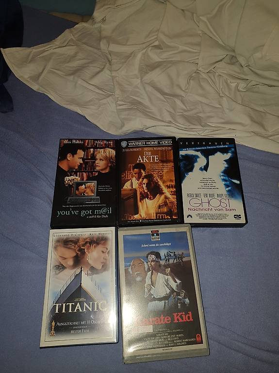 Wo Kann Ich Fsk 18 Filme Verkaufen 5 VHS Videokasetten Filme zu verkaufen im Kanton Zürich - tutti.ch