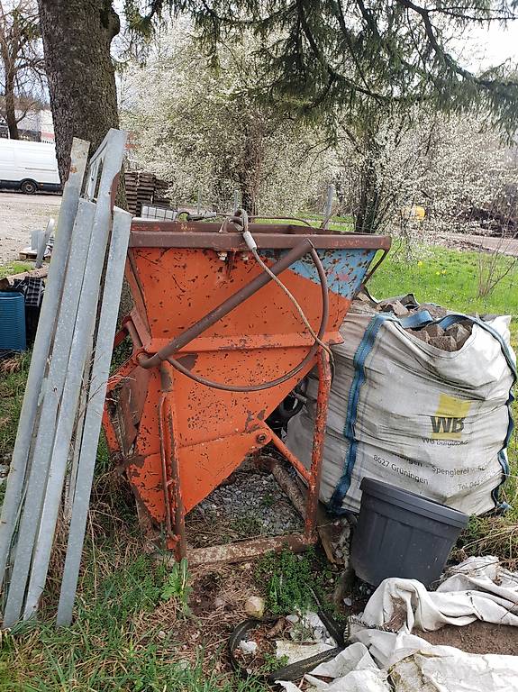Betonkübel 750 Liter mit Seitlichem Auslass im Kanton Zürich tutti.ch