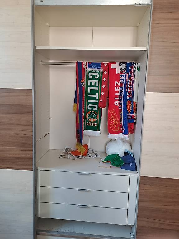 Jutzler Wardrobe Cabinet Im Kanton Basel Stadt Tutti Ch