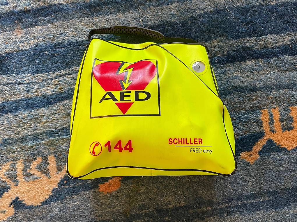 Defibrillator AED Schiller FRED Easy Defi Defibrilator Im Kanton St