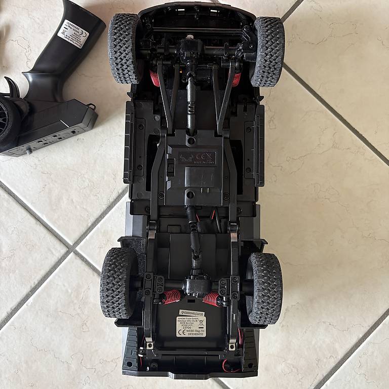 Voiture RC : Toyota Land Cruiser Crawler Tow Truck 4WD - 1:12 - RTR