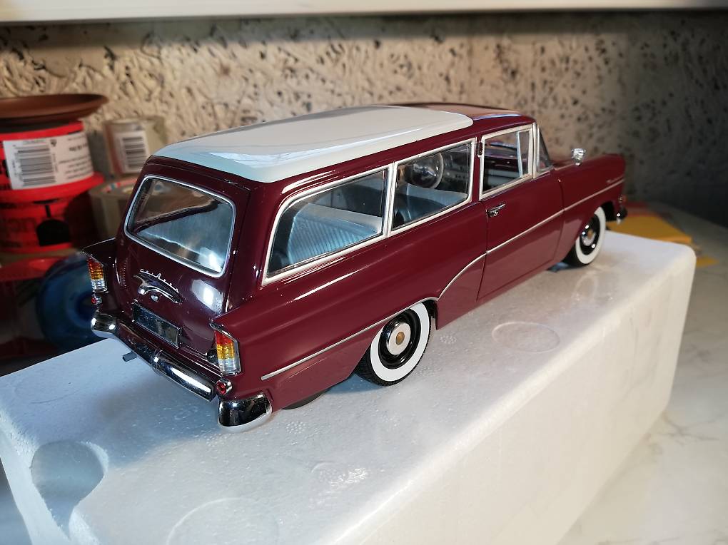 Zu Verkaufen Opel Rekord P Caravan Minichamps In Im Kanton