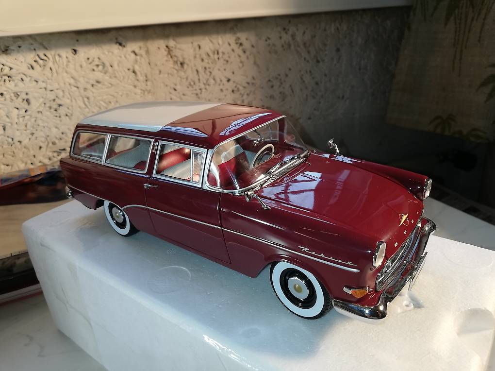 Zu Verkaufen Opel Rekord P Caravan Minichamps In Im Kanton